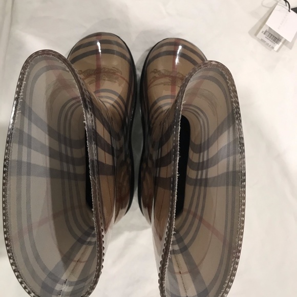 Burberry kids rain boots - Picture 3 of 5